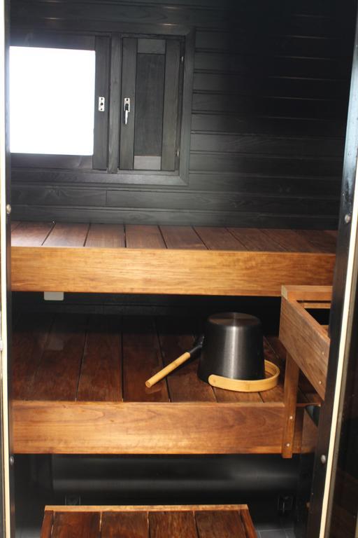 Loma-Vietonen Holiday Village Meltosjarvi ภายนอก รูปภาพ